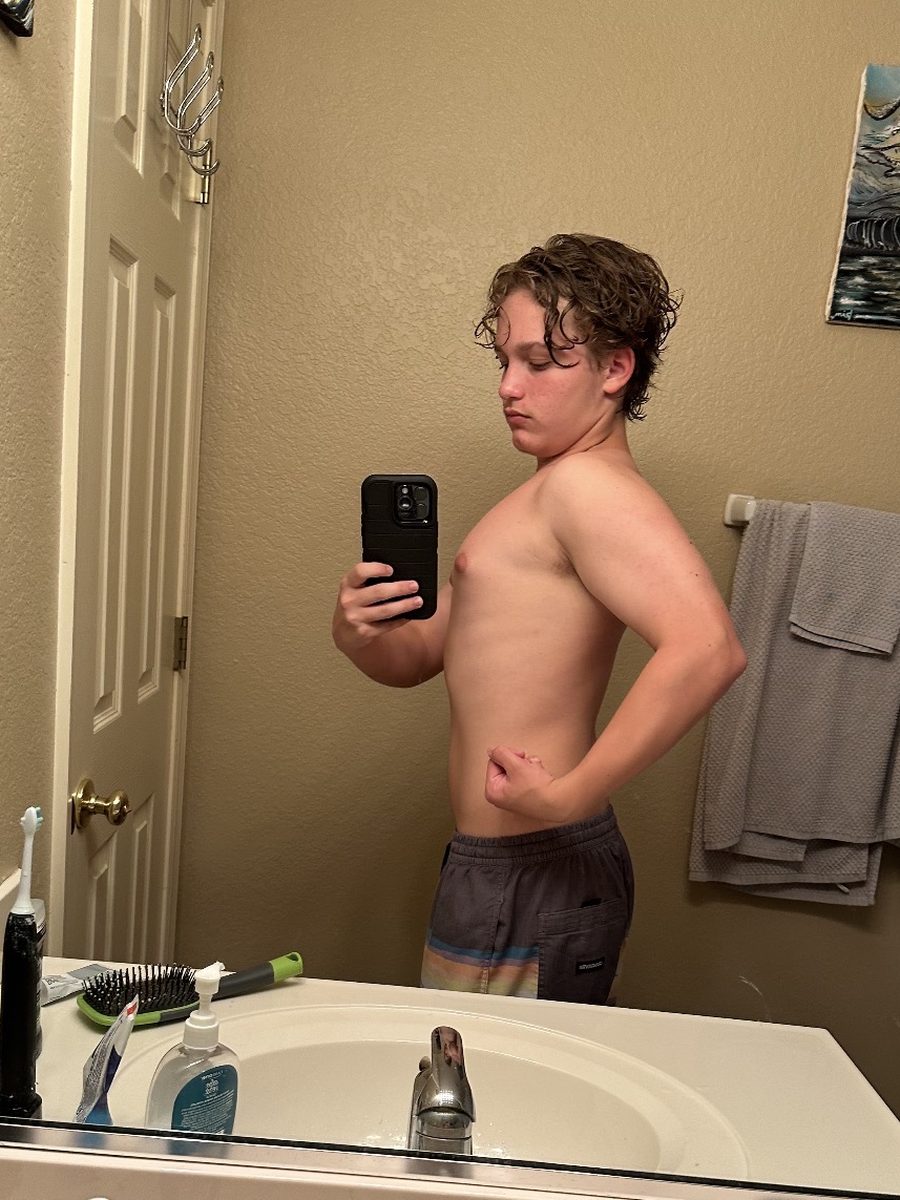 Ivey from the side before he started training